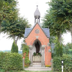 Kapelle Wöstmann, Ostmilte 6