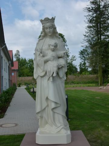 Madonna am Eichenhof