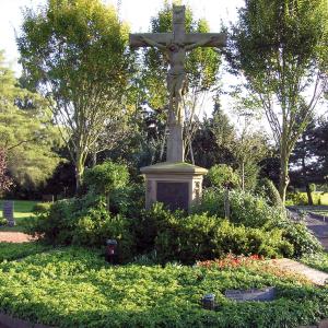 Hochkreuz, Friedhof Hoetmar