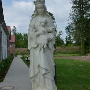 Madonna am Eichenhof